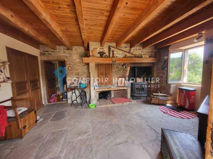 Image No.10-3 Bed House for sale