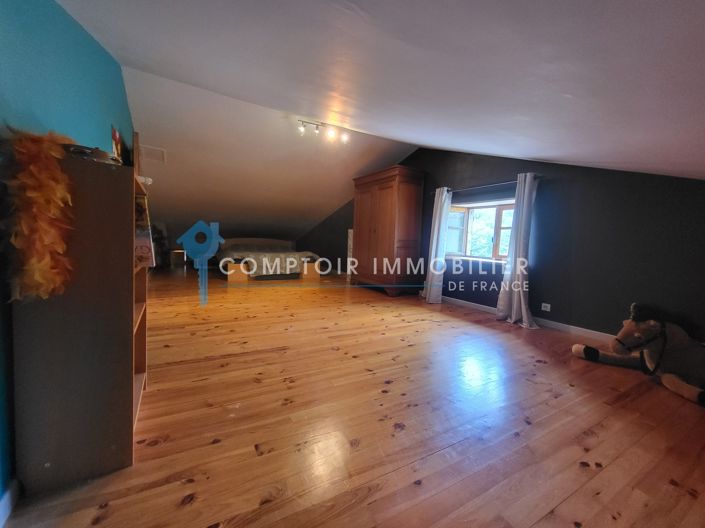 Image No.18-3 Bed House for sale