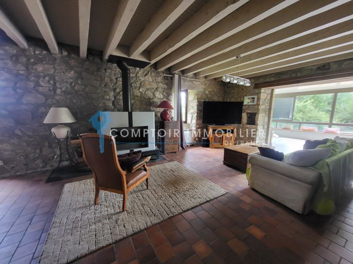 Image No.9-3 Bed House for sale