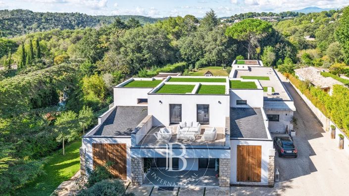 Image No.5-5 Bed House for sale
