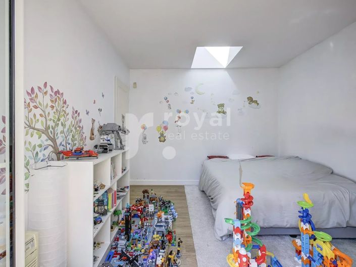 Image No.19-3 Bed House for sale