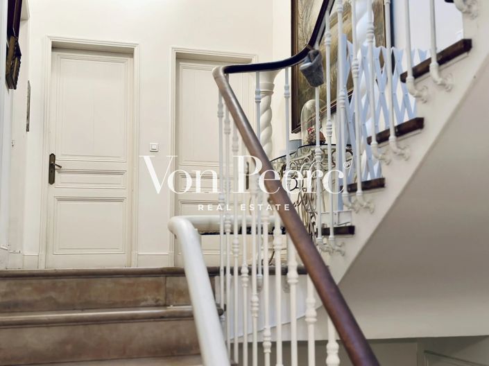 Image No.8-Propriété de 4 chambres à vendre