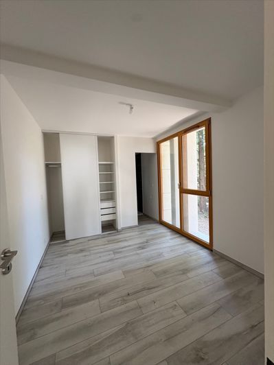 Image No.4-Appartement de 3 chambres à vendre