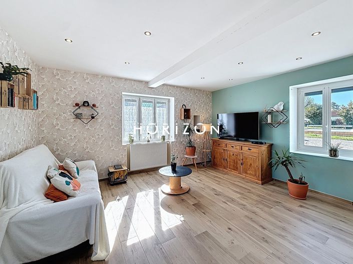 Image No.11-5 Bed House for sale