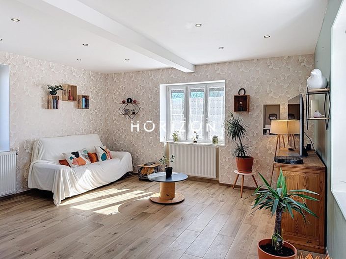 Image No.12-5 Bed House for sale