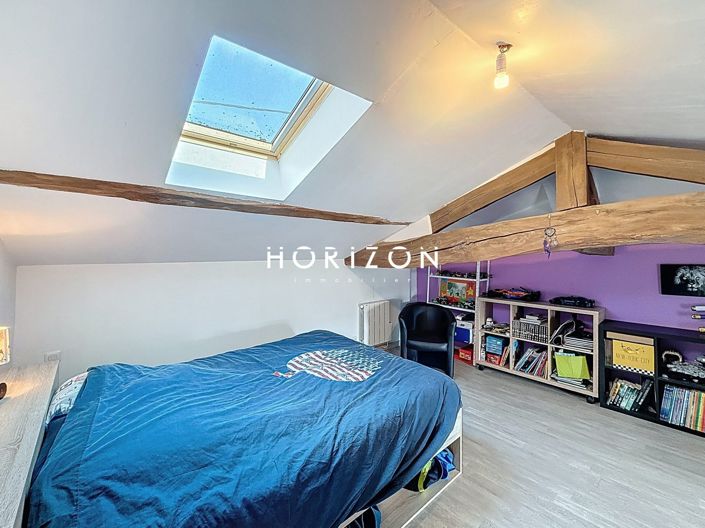 Image No.24-5 Bed House for sale