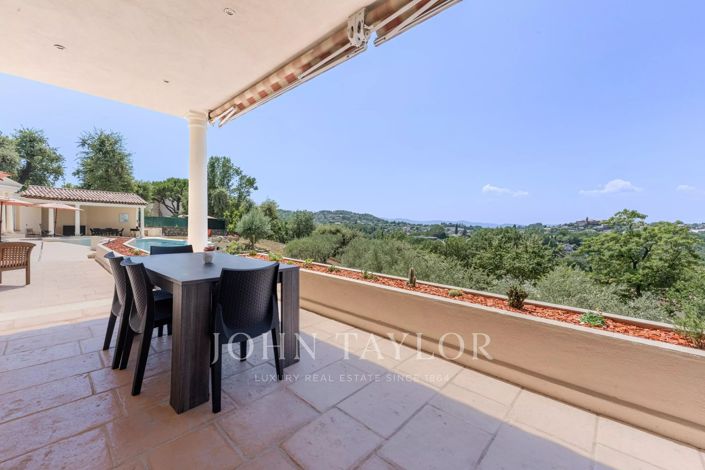 Image No.10-5 Bed House for sale