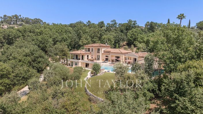 Image No.18-5 Bed House for sale