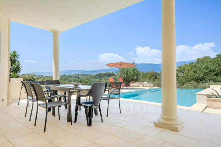 Image No.5-5 Bed House for sale