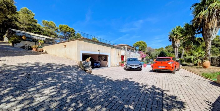 Image No.14-5 Bed House for sale