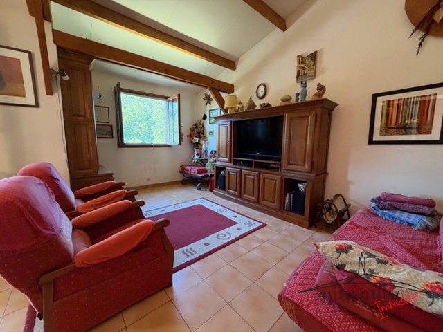 Image No.13-3 Bed House for sale