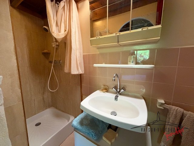 Image No.18-3 Bed House for sale