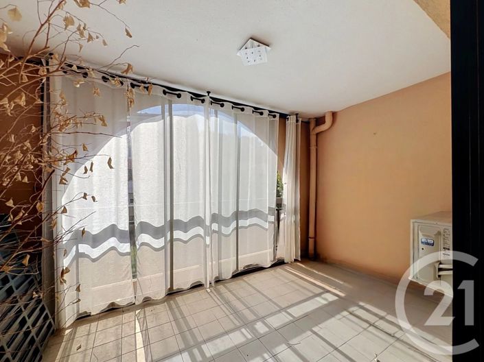 Image No.2-3 Bed Apartment for sale