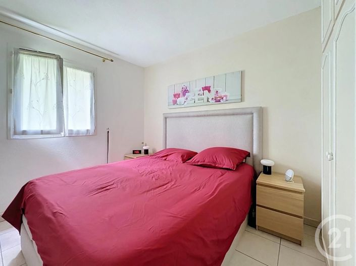 Image No.5-Appartement de 2 chambres à vendre