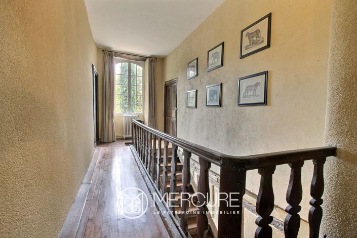 Image No.6-5 Bed House for sale