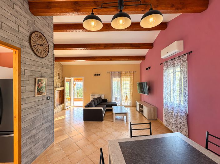 Image No.7-3 Bed House for sale