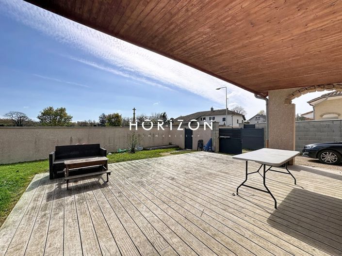 Image No.10-6 Bed House for sale