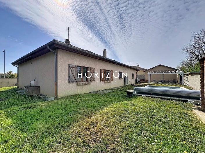 Image No.11-6 Bed House for sale