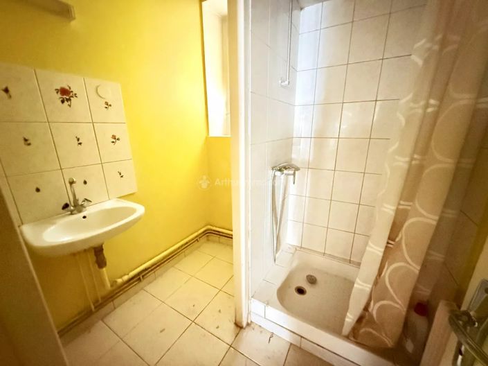 Image No.5-House for sale