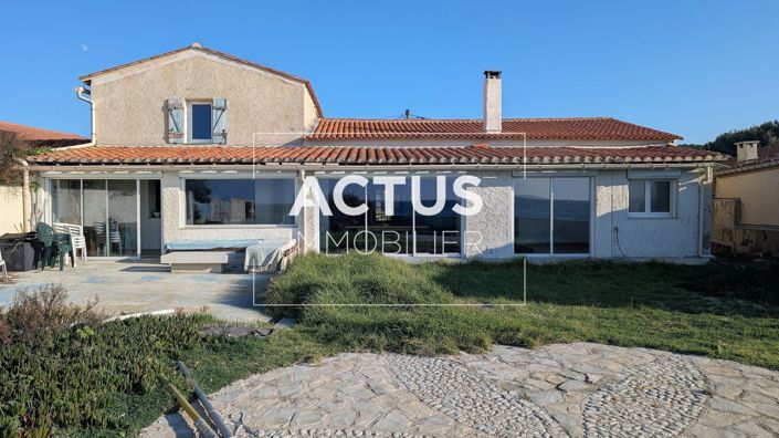 Image No.2-5 Bed House for sale
