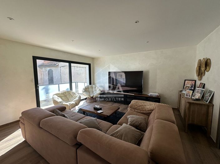 Image No.5-3 Bed House for sale