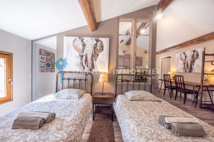 Image No.15-7 Bed House for sale