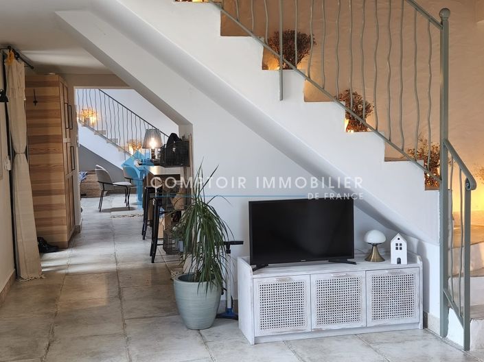 Image No.5-3 Bed House for sale