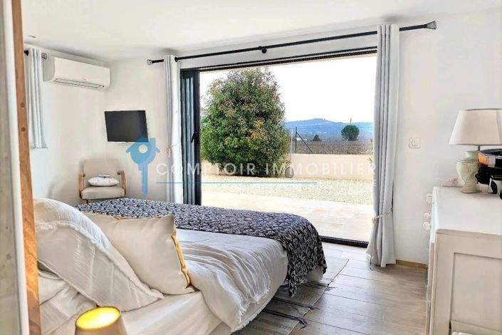 Image No.8-3 Bed House for sale