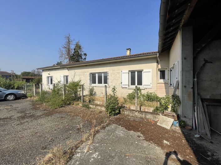 Image No.10-7 Bed House for sale