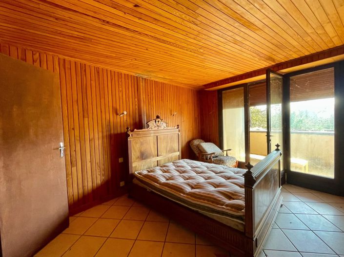 Image No.29-7 Bed House for sale