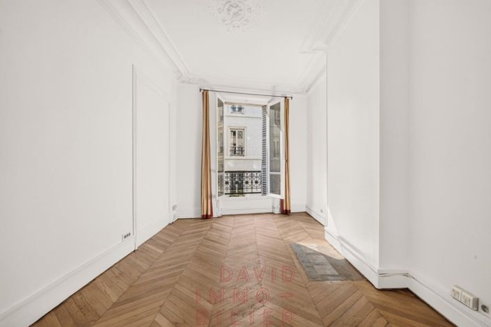 Image No.11-3 Bed Apartment for sale
