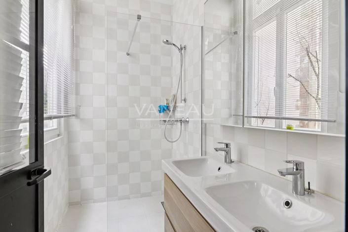 Image No.12-4 Bed Apartment for sale