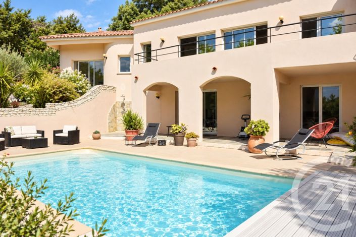 Image No.2-Maison de 4 chambres à vendre