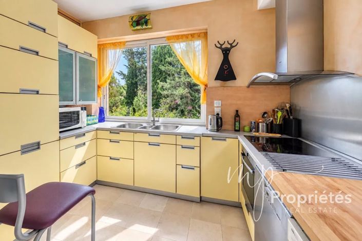 Image No.19-Apartment for sale
