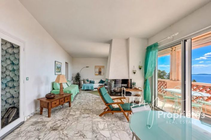 Image No.6-Apartment for sale