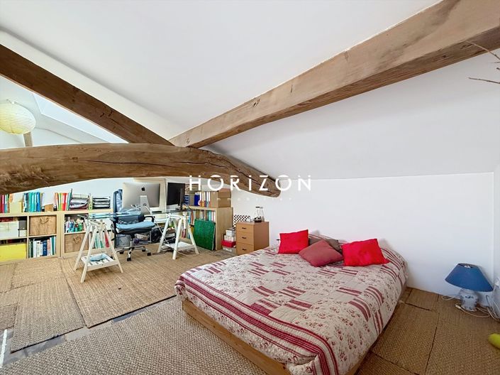 Image No.16-4 Bed House for sale