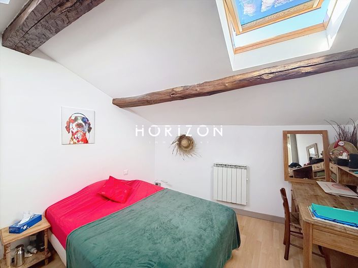 Image No.19-4 Bed House for sale