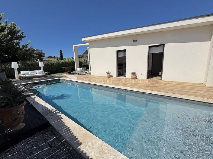 Image No.2-3 Bed House for sale