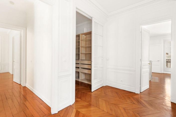 Image No.8-4 Bed Apartment for sale