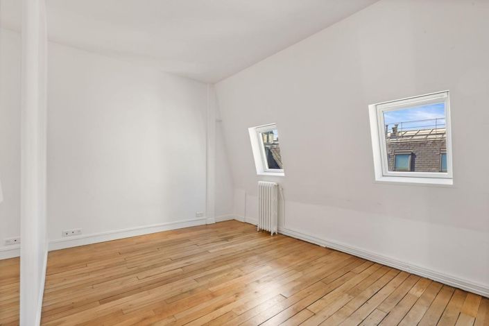Image No.13-4 Bed Apartment for sale