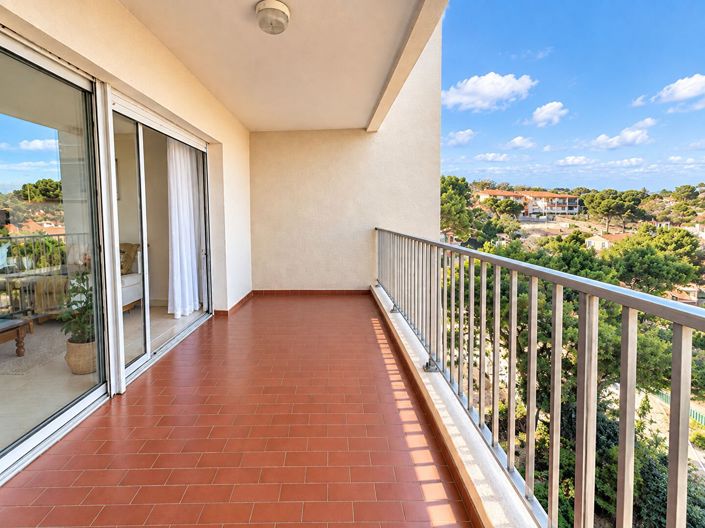 Image No.3-3 Bed Apartment for sale