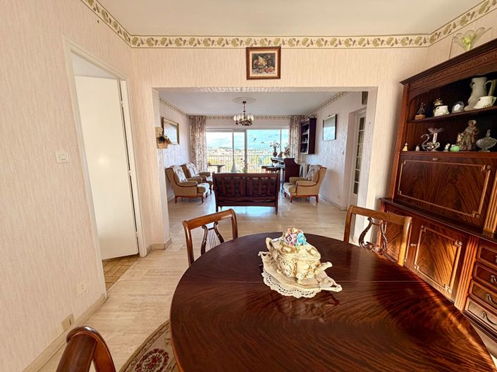 Image No.5-3 Bed Apartment for sale