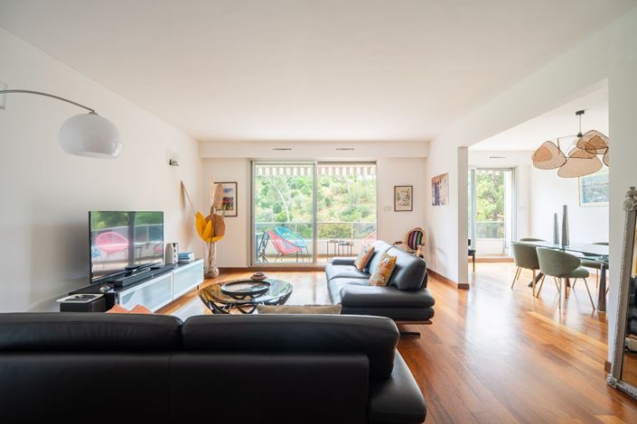 Image No.3-3 Bed Apartment for sale