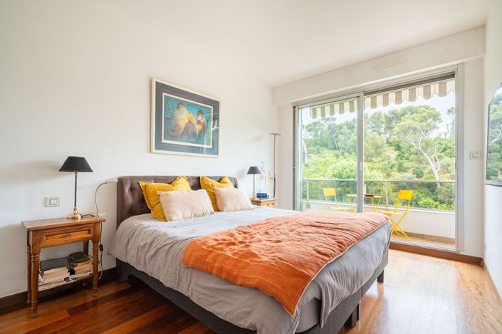 Image No.9-3 Bed Apartment for sale