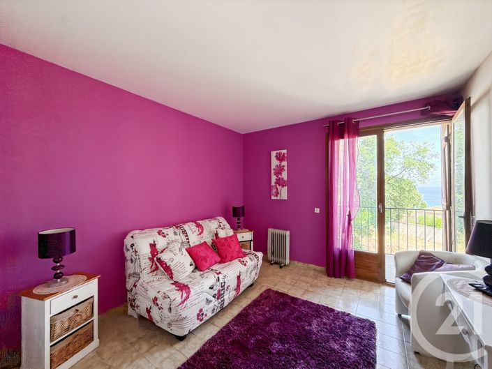 Image No.21-5 Bed House for sale