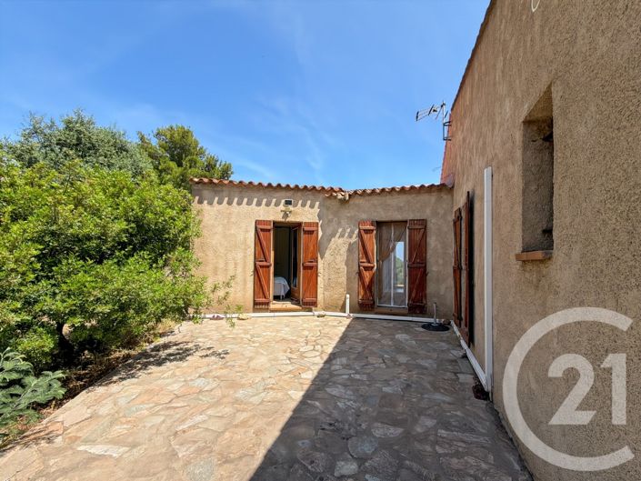 Image No.26-5 Bed House for sale