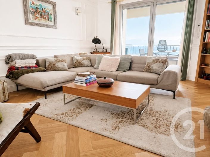 Image No.2-3 Bed Apartment for sale