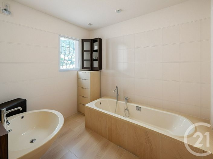 Image No.19-4 Bed House for sale