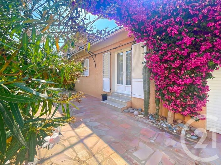 Image No.24-4 Bed House for sale