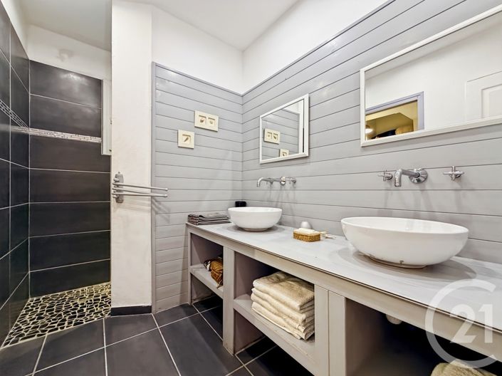 Image No.14-5 Bed House for sale